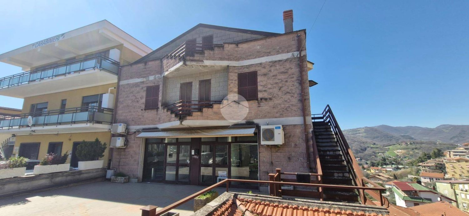  عقار تجاري في Fiuggi, Italy 50متر مربع رقم 65323