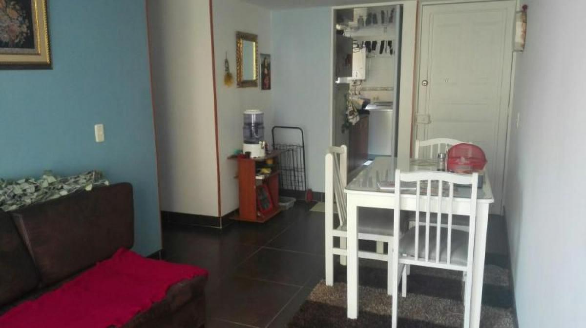 3 bedrooms House in Bogota, Colombia No. 12023