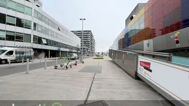  Garage in Vienna, Austria No. 186648