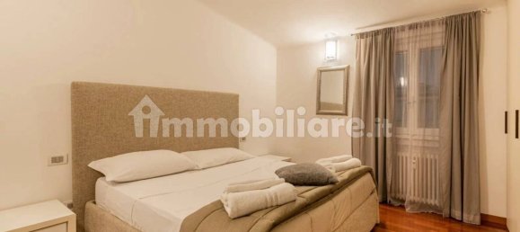 2 bedrooms Apartment in Milan, Italy No. 376613 18