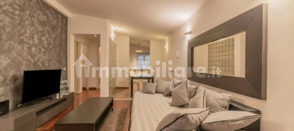 2 bedrooms Apartment in Milan, Italy No. 376613 2