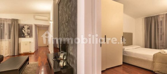 2 bedrooms Apartment in Milan, Italy No. 376613 13