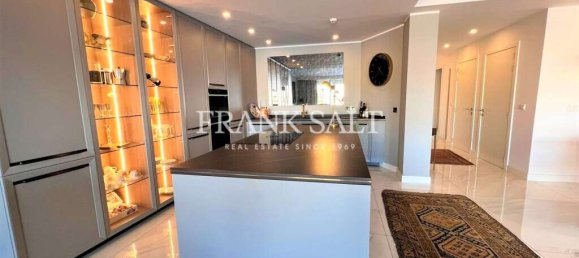 4 bedrooms Apartment in Saint Julian's, Malta No. 4726 11