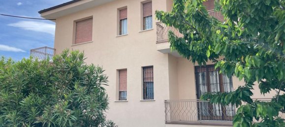 3-salle Appartement à Castiglione Tinella, Italy No. 306961 8