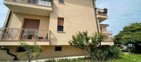 3-salle Appartement à Castiglione Tinella, Italy No. 306961 5