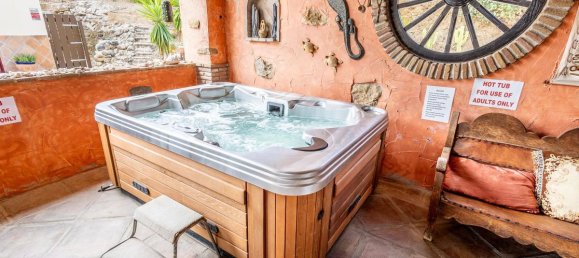 6 bedrooms Villa in Alhaurin el Grande, Spain No. 113349 10