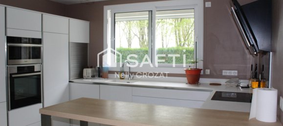 Дом с 4 спальнями в Вилле-Котре, Франция № 70430 4