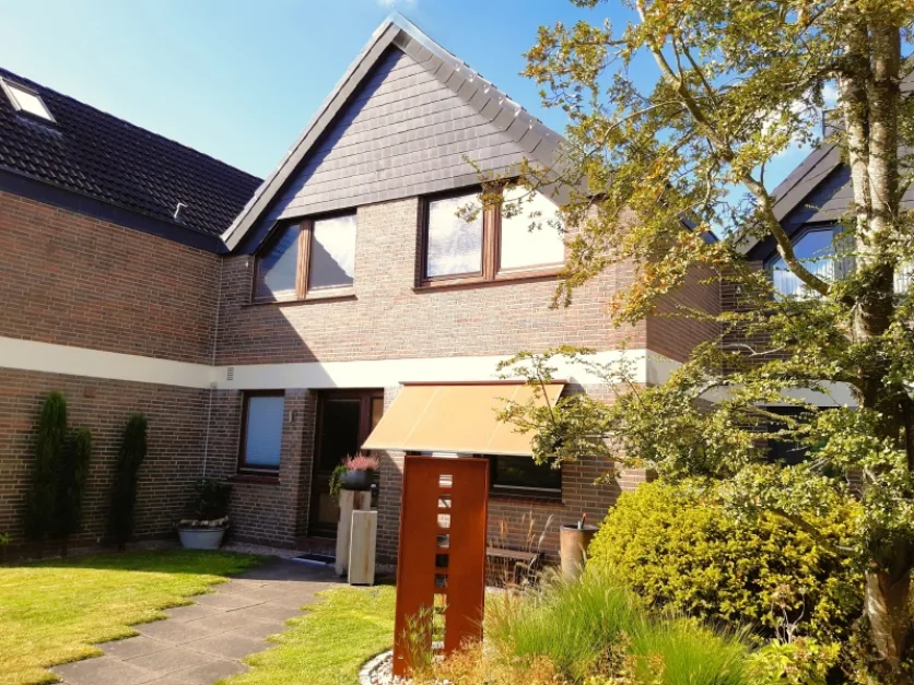 Таунхаус с 4 комнатами в Везермарш, Германия № 353700