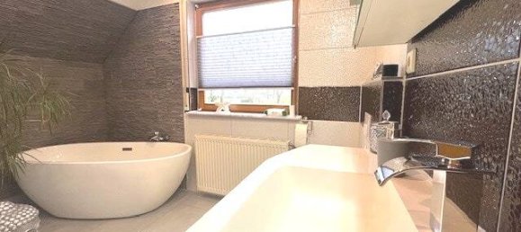 Дом с 6 комнатами в Передняя Померания-Рюген, Германия № 106924 16