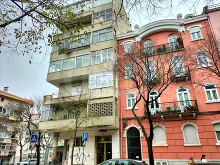 1 غرف نوم شقة في Rio de Mouro, Portugal رقم 153948