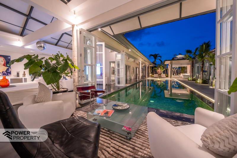 4 bedrooms Villa in South Denpasar, Indonesia No. 4262