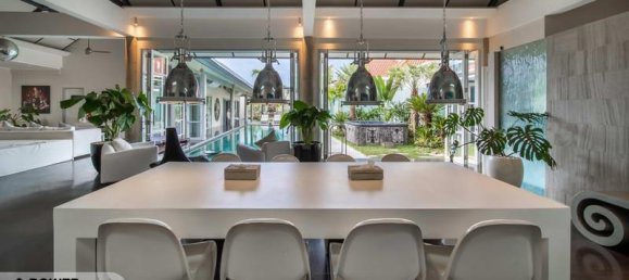 4 bedrooms Villa in South Denpasar, Indonesia No. 4262 8