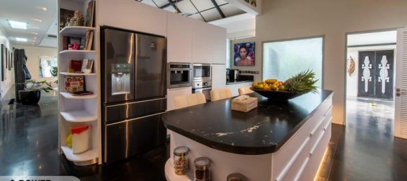 4 bedrooms Villa in South Denpasar, Indonesia No. 4262 5