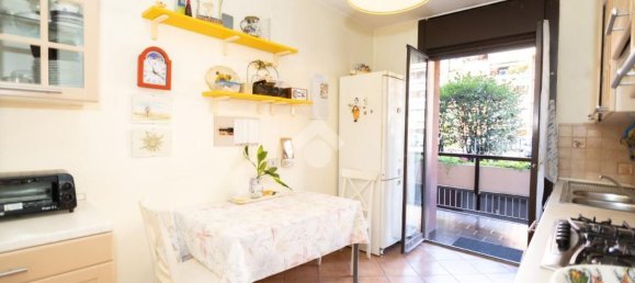 3-salle Appartement à Basiglio, Italy No. 189251 11