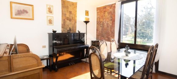 3-salle Appartement à Basiglio, Italy No. 189251 7