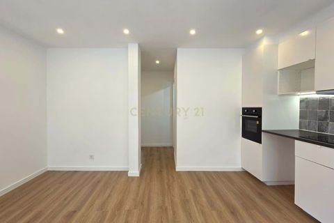 2 chambres Appartement à Odivelas, Portugal No. 267739