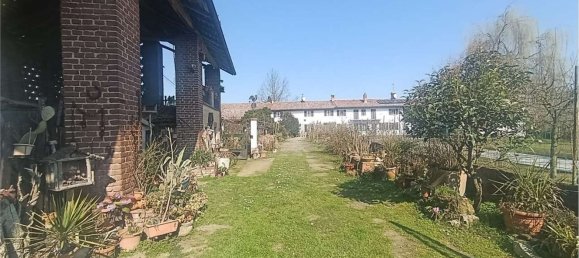 Casa de 8 habitaciónes en Mortara, Italy No. 228558 3