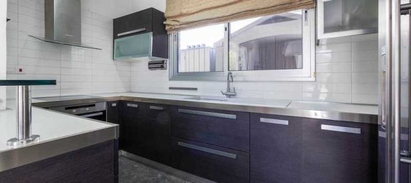 4 bedrooms House in Pyrgos, Cyprus No. 6788 6