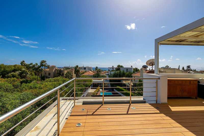 4 bedrooms House in Pyrgos, Cyprus No. 6788