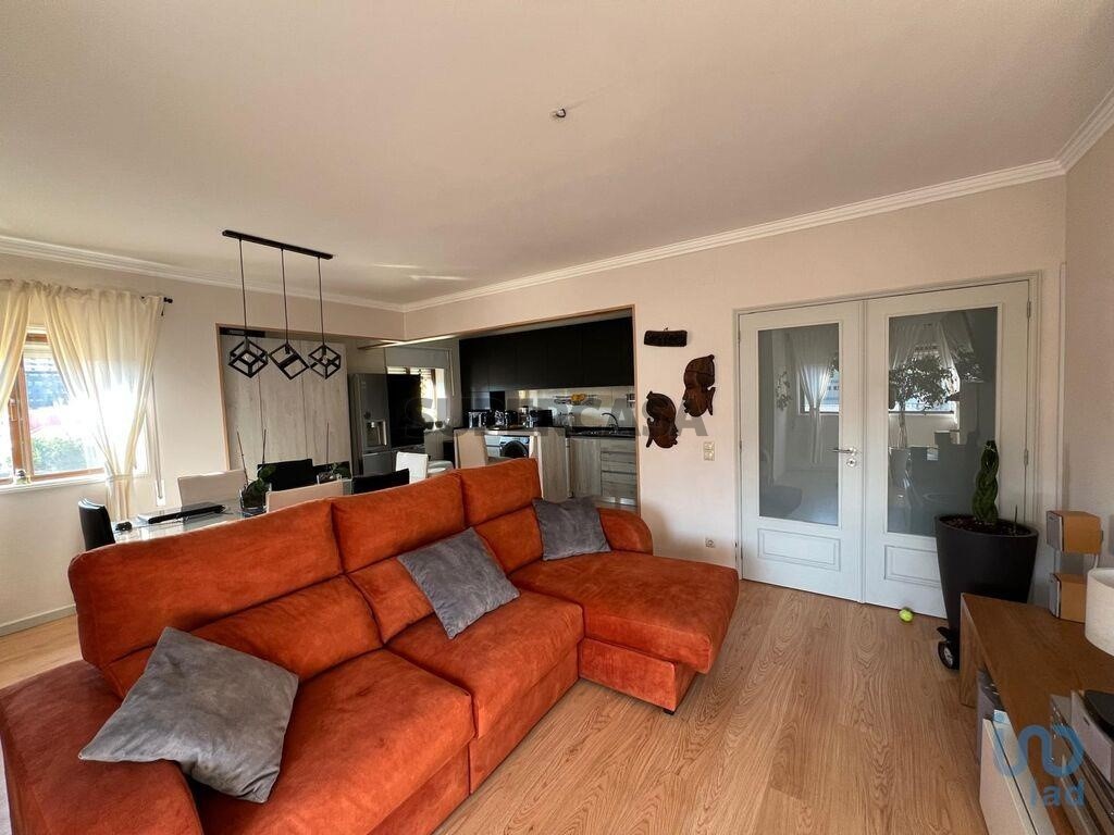 Apartamento de 3 dormitorios en Vila Nova de Gaia, Portugal No. 234120