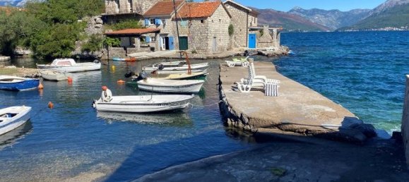 2 bedrooms Apartment in Tivat, Montenegro No. 80 15