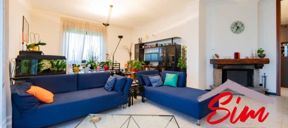 Villa de 6 dormitorios en Cameri, Italy No. 343390 45