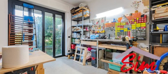 Villa de 6 dormitorios en Cameri, Italy No. 343390 24