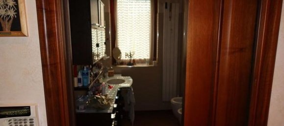 4-Zimmer Wohnung in Monza, Italy, Nr. 89884 13