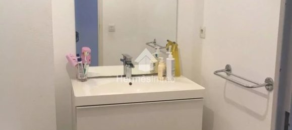 Apartamento de 3 dormitorios en Marseille, France No. 280726 8