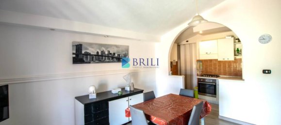 Квартира с 2 спальнями в Лурас, Италия № 327011 2