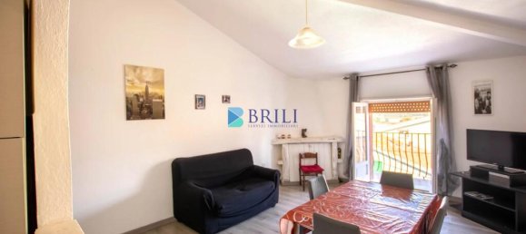 Квартира с 2 спальнями в Лурас, Италия № 327011 4