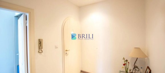 Квартира с 2 спальнями в Лурас, Италия № 327011 11