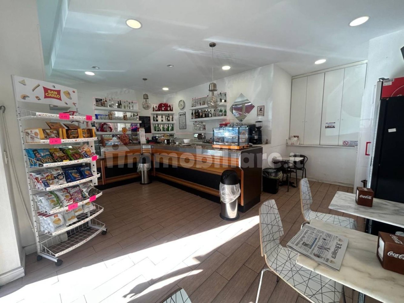 2-Zimmer Gewerbliche Immobilie in Rome, Italy, Nr. 336569