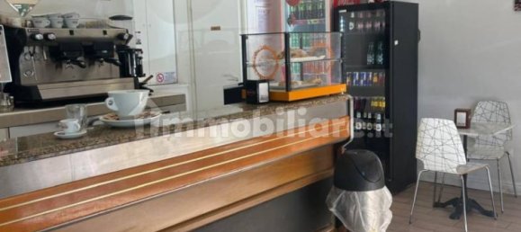 2-Zimmer Gewerbliche Immobilie in Rome, Italy, Nr. 336569 4