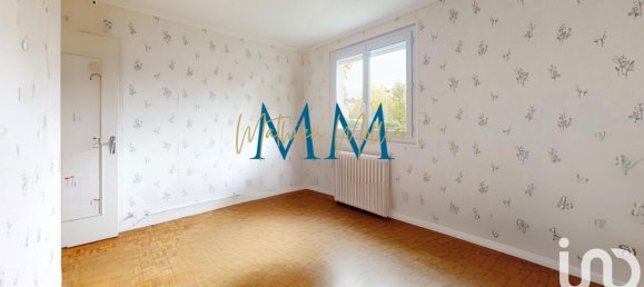 4 bedrooms House in Chartres, France No. 52757 13