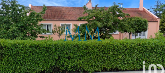 4 bedrooms House in Chartres, France No. 52757 8