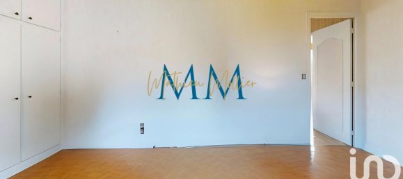 4 bedrooms House in Chartres, France No. 52757 4