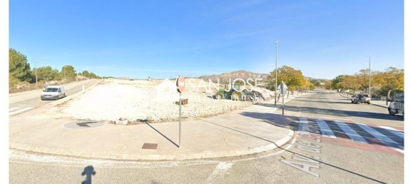 658m² Land in Monforte del Cid, Spain No. 95715 4