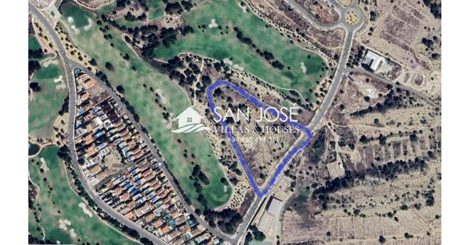 658m² Land in Monforte del Cid, Spain No. 95715