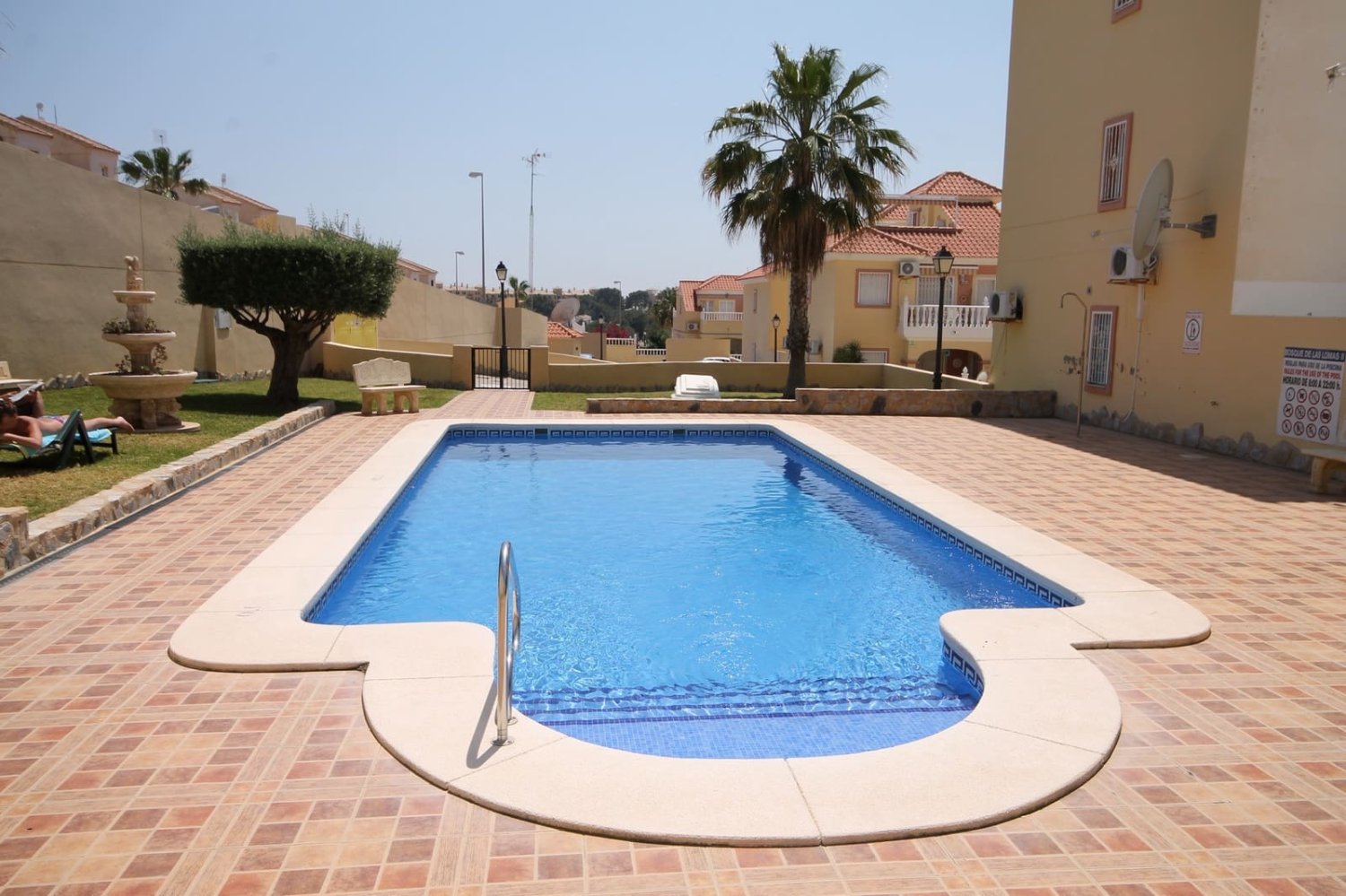 2 bedrooms Apartment in Alicante, Spain No. 177445
