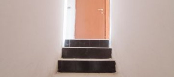 5 rooms Apartment in Canda, Italy No. 281652 2