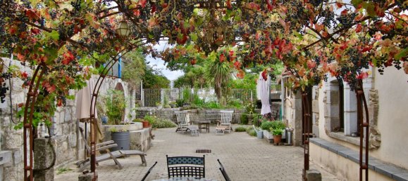 Casa de 4 dormitorios en Deux-Sevres, France No. 343672 4