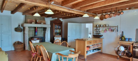 Casa de 4 dormitorios en Deux-Sevres, France No. 343672 10