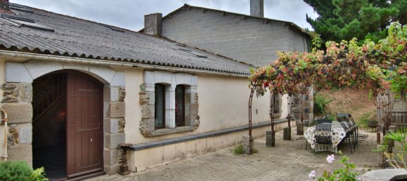 Casa de 4 dormitorios en Deux-Sevres, France No. 343672 23