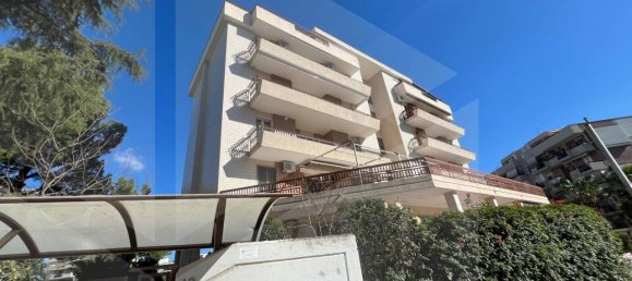 4 rooms Apartment in Cerignola, Italy No. 34077 3