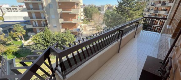 4 rooms Apartment in Cerignola, Italy No. 34077 10