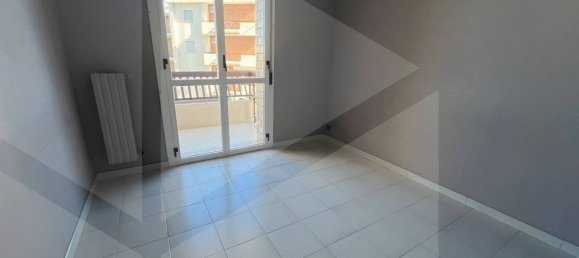 4 rooms Apartment in Cerignola, Italy No. 34077 27