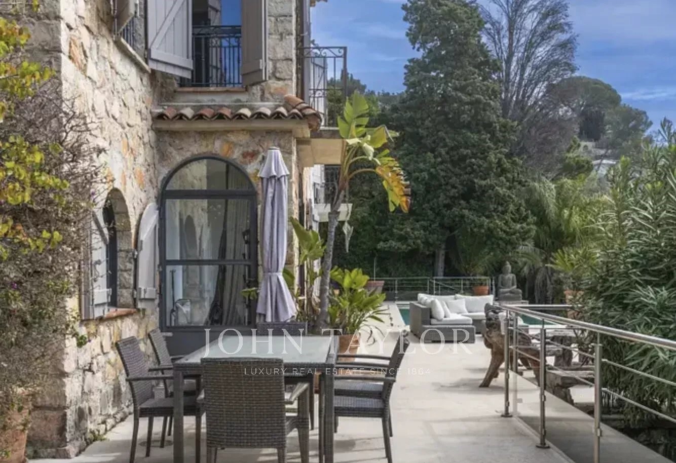 8 bedrooms Villa in Le Cannet, France No. 349431