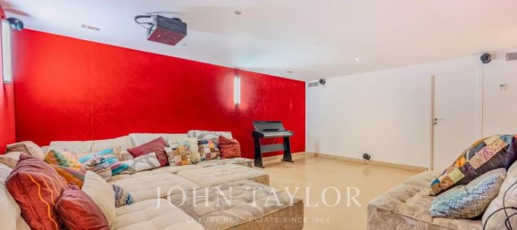 8 bedrooms Villa in Le Cannet, France No. 349431 25