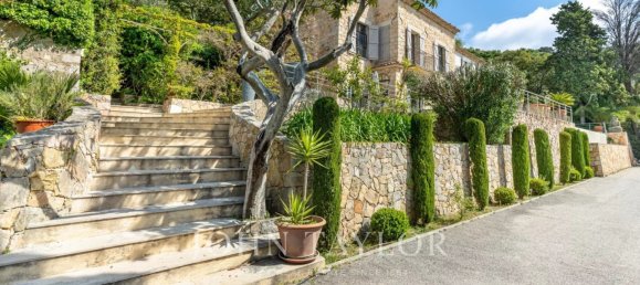 8 bedrooms Villa in Le Cannet, France No. 349431 30